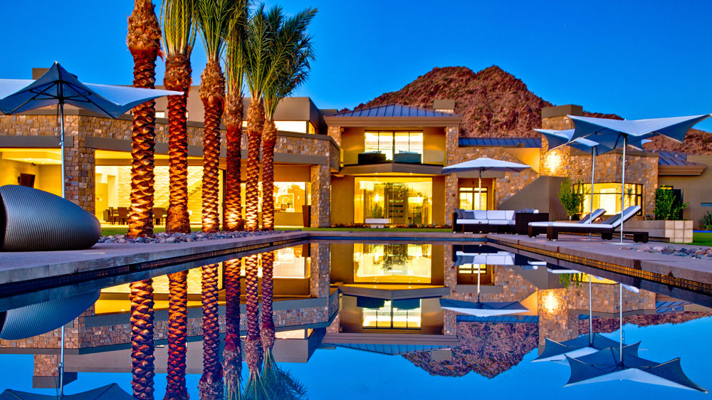 Luxury Paradise Valley Arizona estate with professional wallpaper installation